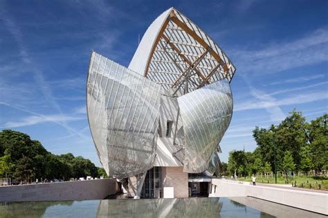 louis vuitton foundation facts.